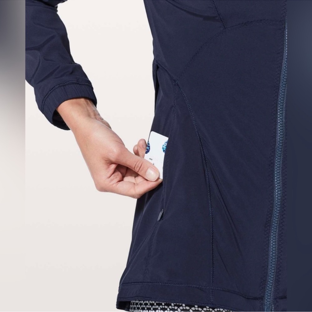 Lululemon light weight jacket - Picture 4 of 10